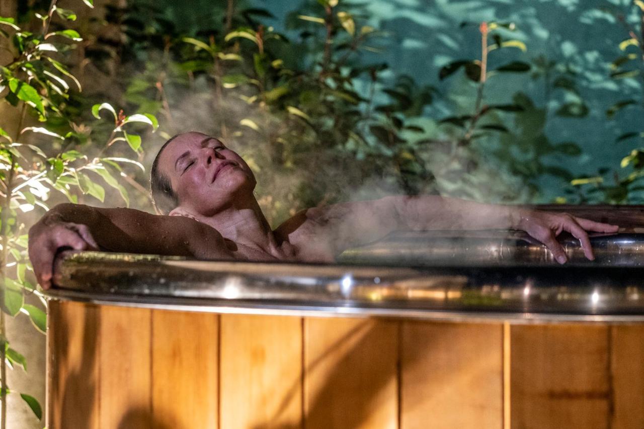 Escale Rochelaise B&B, Spa Bain Nordique Et Sauna Tonneau ลาโรแชล ภายนอก รูปภาพ