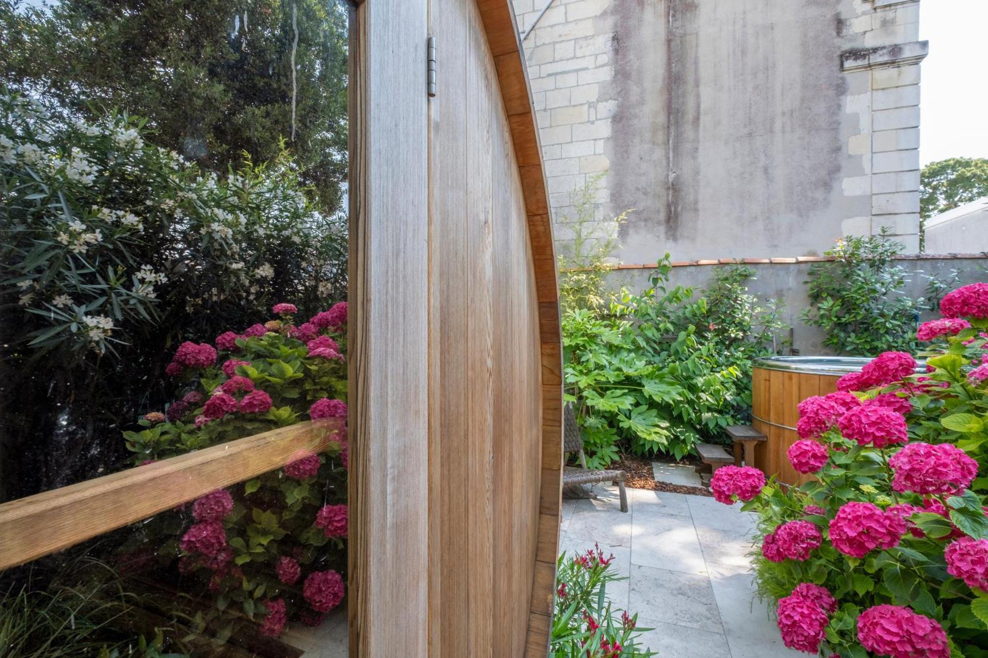 Escale Rochelaise B&B, Spa Bain Nordique Et Sauna Tonneau ลาโรแชล ภายนอก รูปภาพ